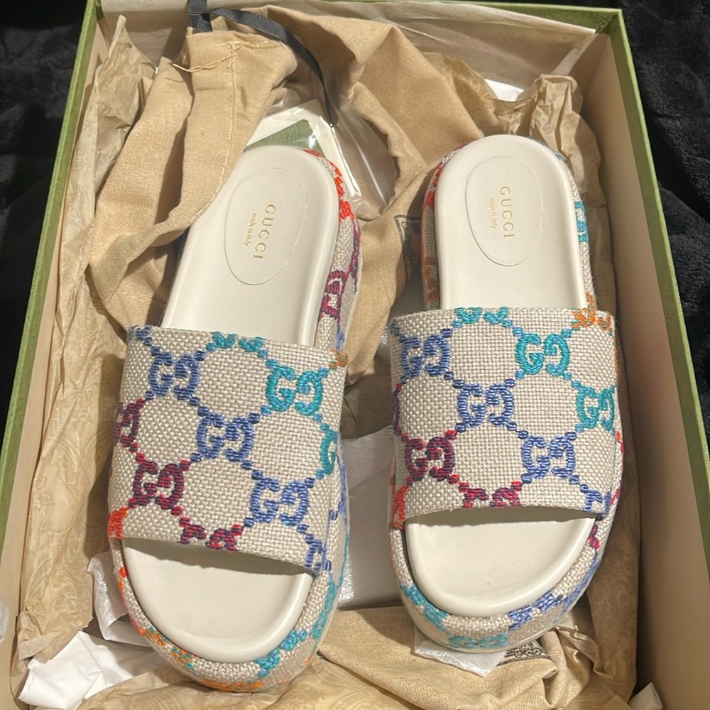 Gucci platform sandal